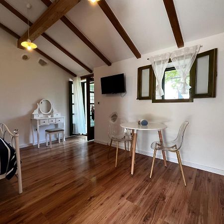 Gaya Apartments 希贝尼克 外观 照片