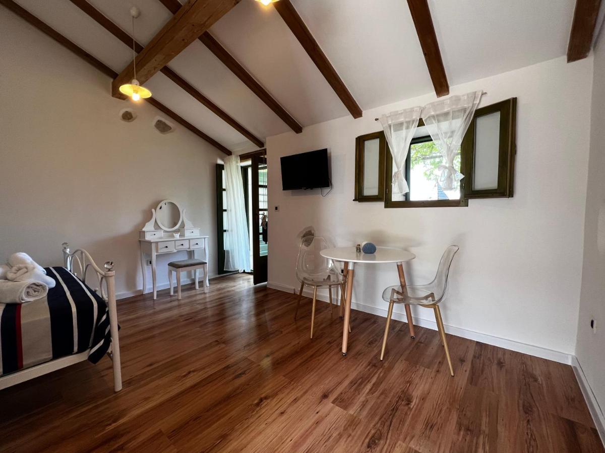 Gaya Apartments 希贝尼克 外观 照片
